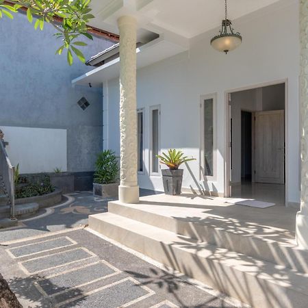 Villa Pondok Maica Lovina Kültér fotó