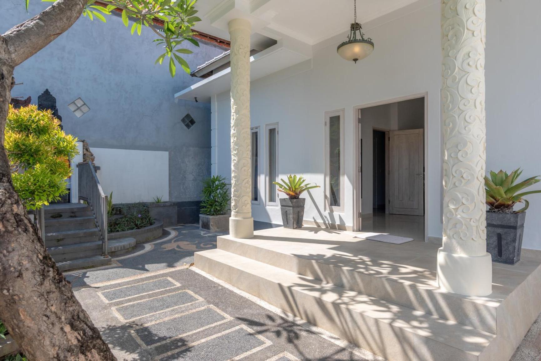 Villa Pondok Maica Lovina Kültér fotó
