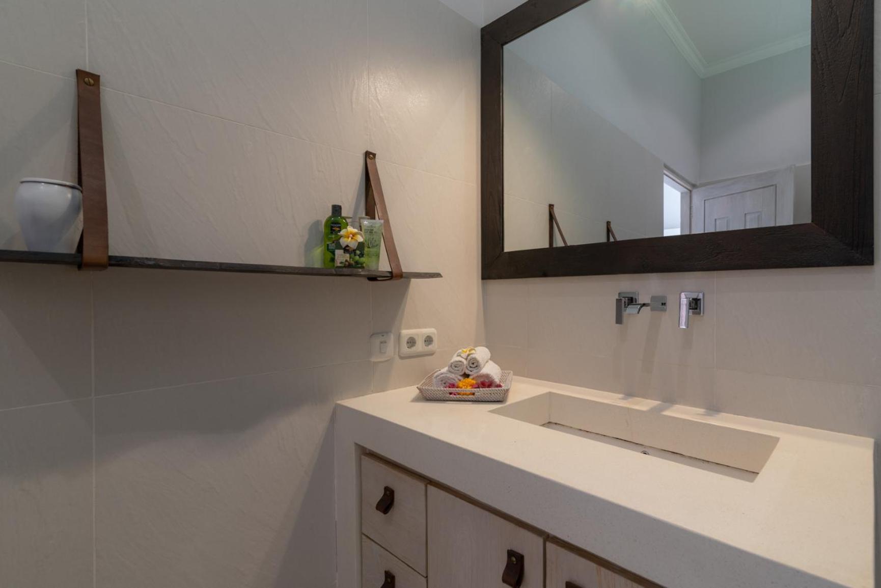 Villa Pondok Maica Lovina Kültér fotó